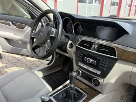 Mercedes-Benz C 220, снимка 12