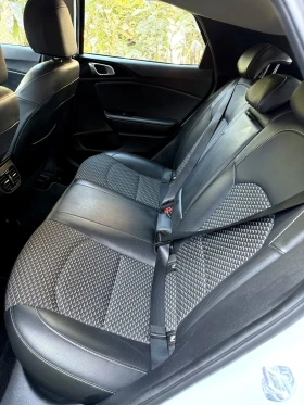 Kia XCeed 1.6 CRDi MHEV 136 к.с. 7DCT , снимка 12