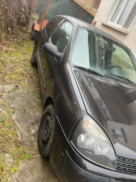 Renault Clio - 640 € / 1251.73 лв. - 11702279 3