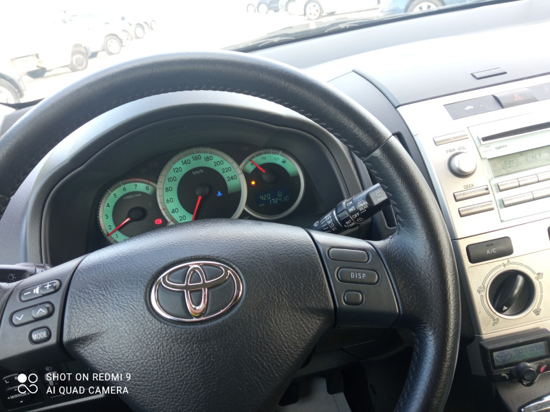 Toyota Corolla verso 1.6 бензин , снимка 10 - Автомобили и джипове - 40744039