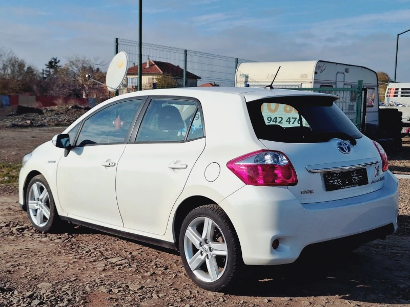 Toyota Auris  1.8iHSD, снимка 6 - Автомобили и джипове - 43626419