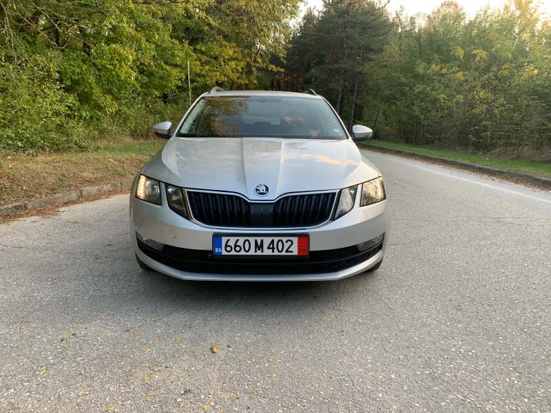 Skoda Octavia 2.0TDI, снимка 2 - Автомобили и джипове - 47610339