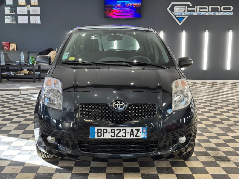 Toyota Yaris 1.3VVTI EXECUTIVE NAVI FULL, снимка 1 - Автомобили и джипове - 47785718