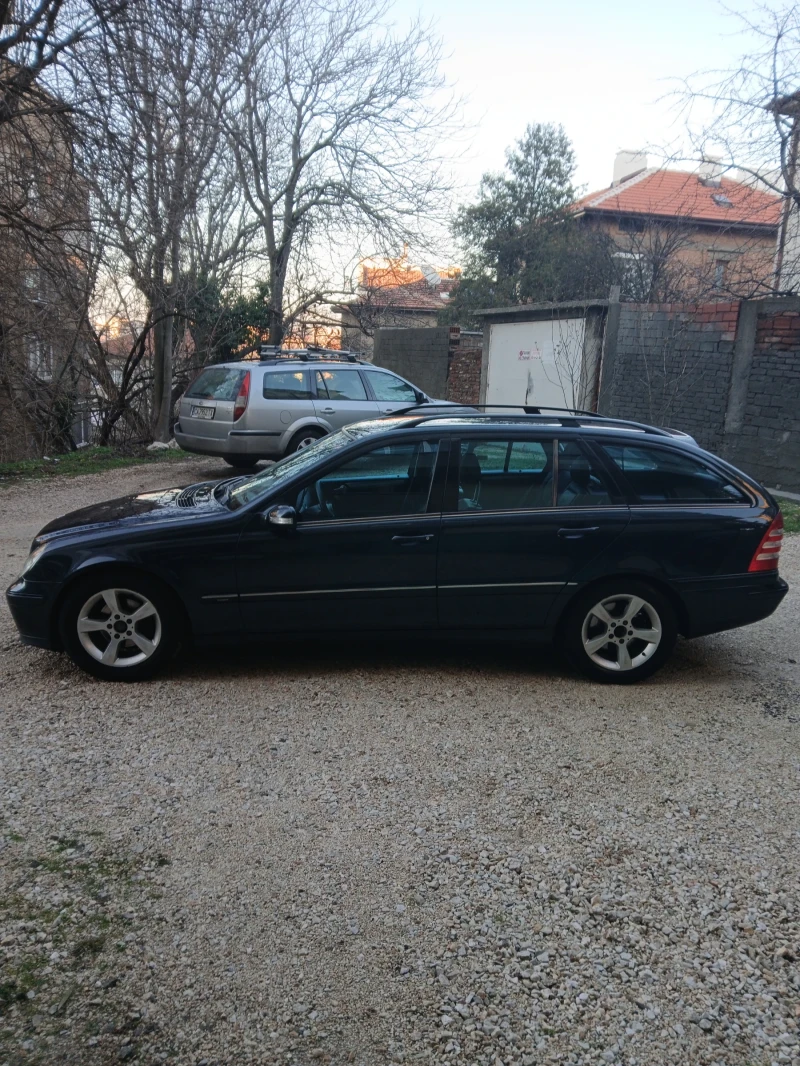 Mercedes-Benz C 200 2.2 CDI Avantgarde, снимка 8 - Автомобили и джипове - 48523497