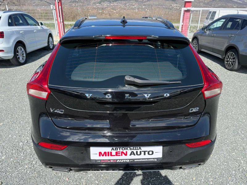 Volvo V40 Cross Country (KATO НОВА), снимка 7 - Автомобили и джипове - 48792367