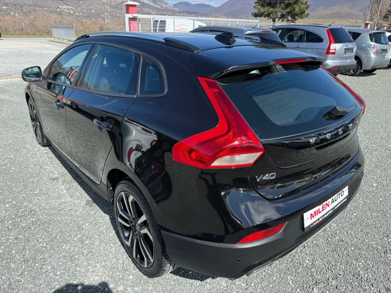Volvo V40 Cross Country (KATO НОВА), снимка 8 - Автомобили и джипове - 48792367