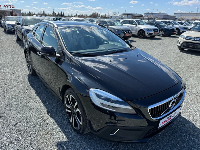 Volvo V40 Cross Country (KATO НОВА), снимка 3 - Автомобили и джипове - 48792367