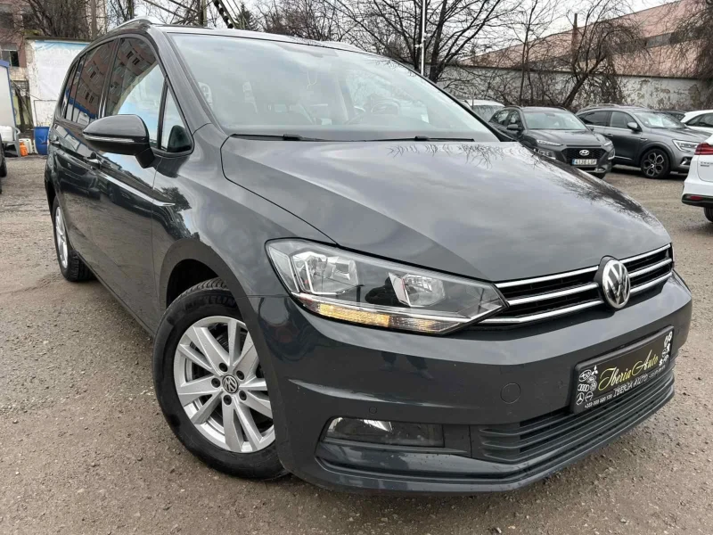 VW Touran 2.0 TDI 150 * DSG * 6+ 1 * ACC * NAVI * E6 * , снимка 3 - Автомобили и джипове - 49350237