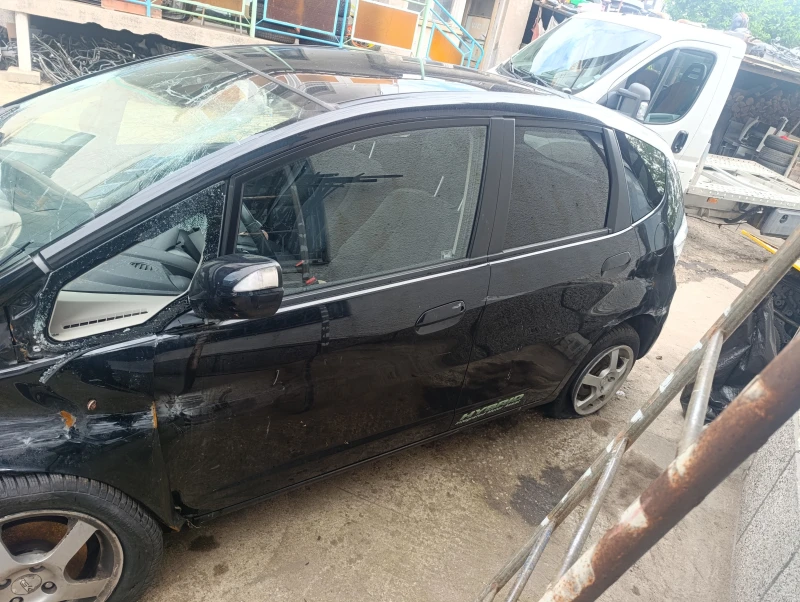 Honda Jazz  хибрид автомат , снимка 4 - Автомобили и джипове - 50503022