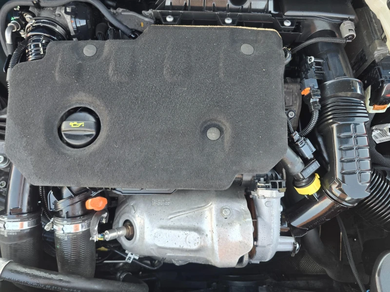 Peugeot 308 1.5HDI-131k.c-FACE-NAVI, снимка 13 - Автомобили и джипове - 51356019