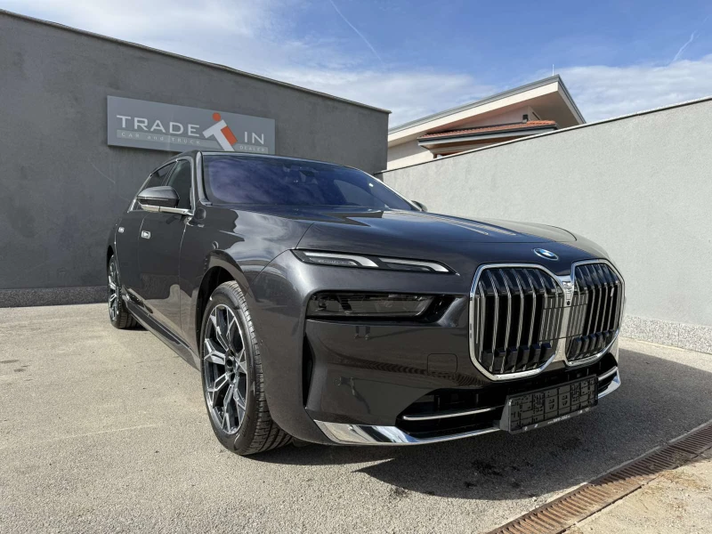 BMW i7 xDrive 60, снимка 3 - Автомобили и джипове - 52288856