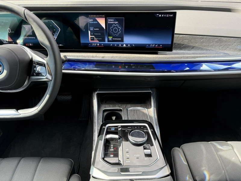 BMW i7 xDrive 60, снимка 12 - Автомобили и джипове - 52288856