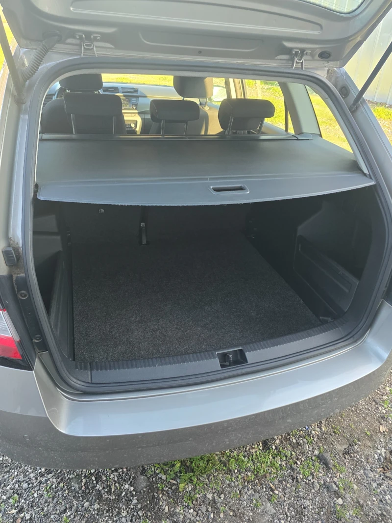 Skoda Fabia 1.2 TSI, снимка 16 - Автомобили и джипове - 52804360