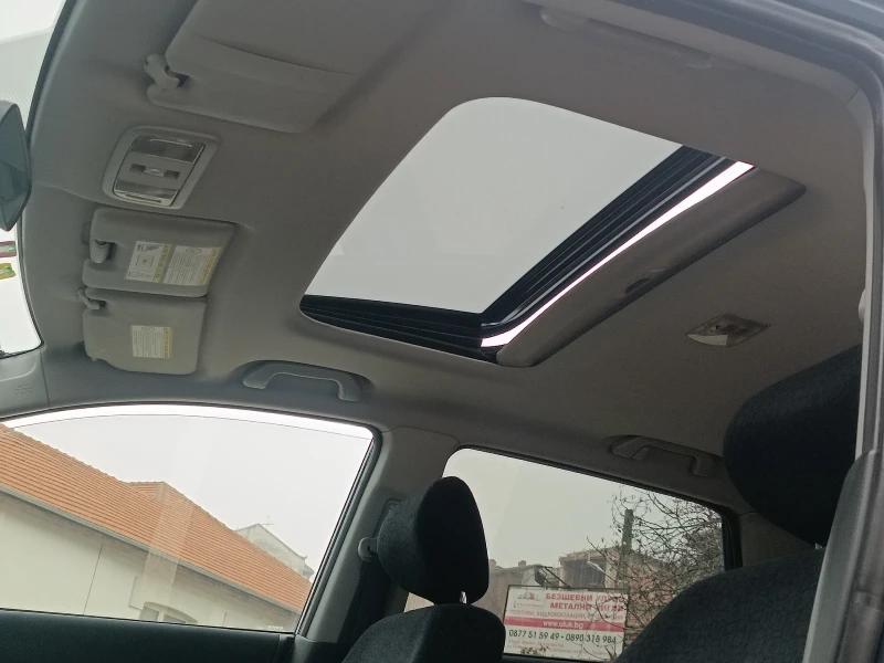 Honda Fr-v 2.0/Швейцария/Климатроник/Шибедах, снимка 9 - Автомобили и джипове - 52856440