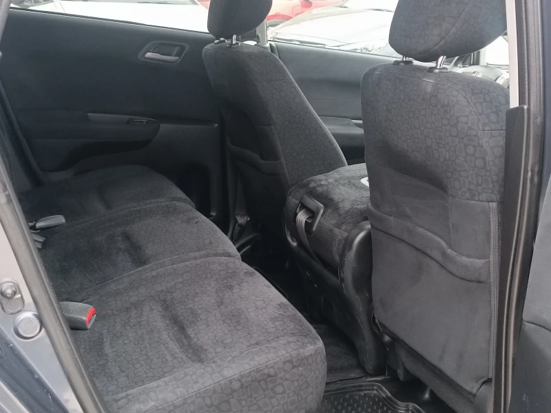 Honda Fr-v 2.0/Швейцария/Климатроник/Шибедах, снимка 12 - Автомобили и джипове - 52856440