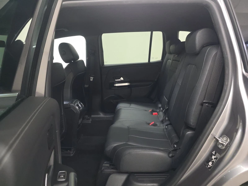 Mercedes-Benz EQB 250+ , снимка 11 - Автомобили и джипове - 53341418