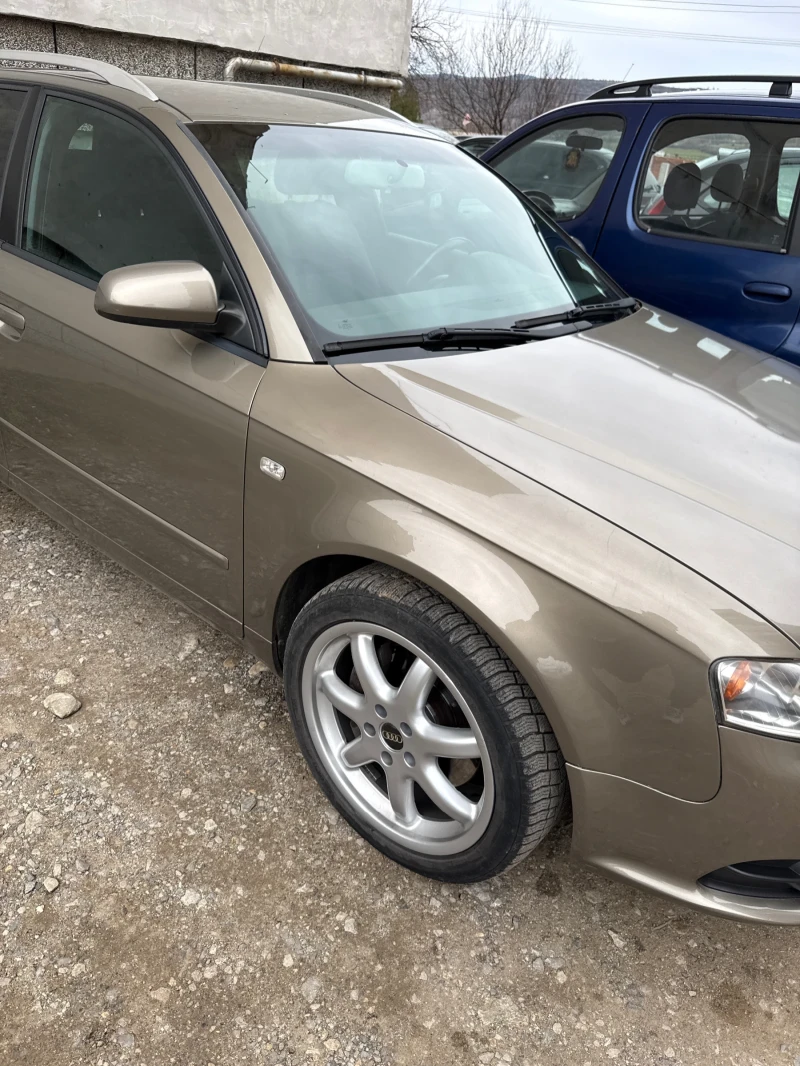 Audi A4, снимка 8 - Автомобили и джипове - 53475701