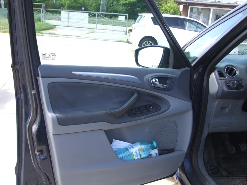 Ford S-Max 2.0tdci, снимка 14 - Автомобили и джипове - 53526512