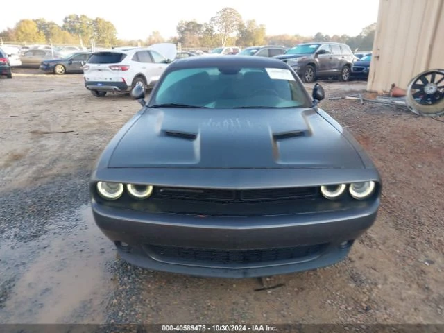 Dodge Challenger SXT, снимка 12 - Автомобили и джипове - 48027188