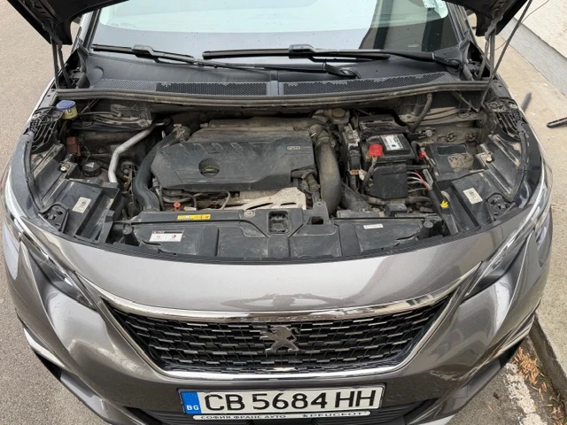 Peugeot 5008, снимка 10 - Автомобили и джипове - 53100272
