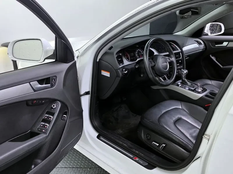 Audi A4 2.0 TDI Quattro - САМО 30% АВАНС, снимка 10 - Автомобили и джипове - 55487088
