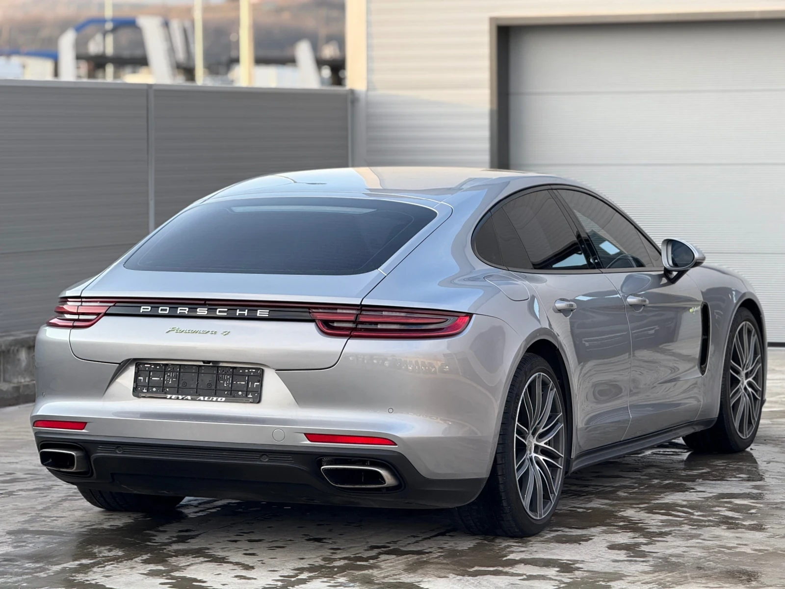 Porsche Panamera 2.9V6 PLUG IN-HYBRID* 4x4* BOSE * Лизинг*  - изображение 5