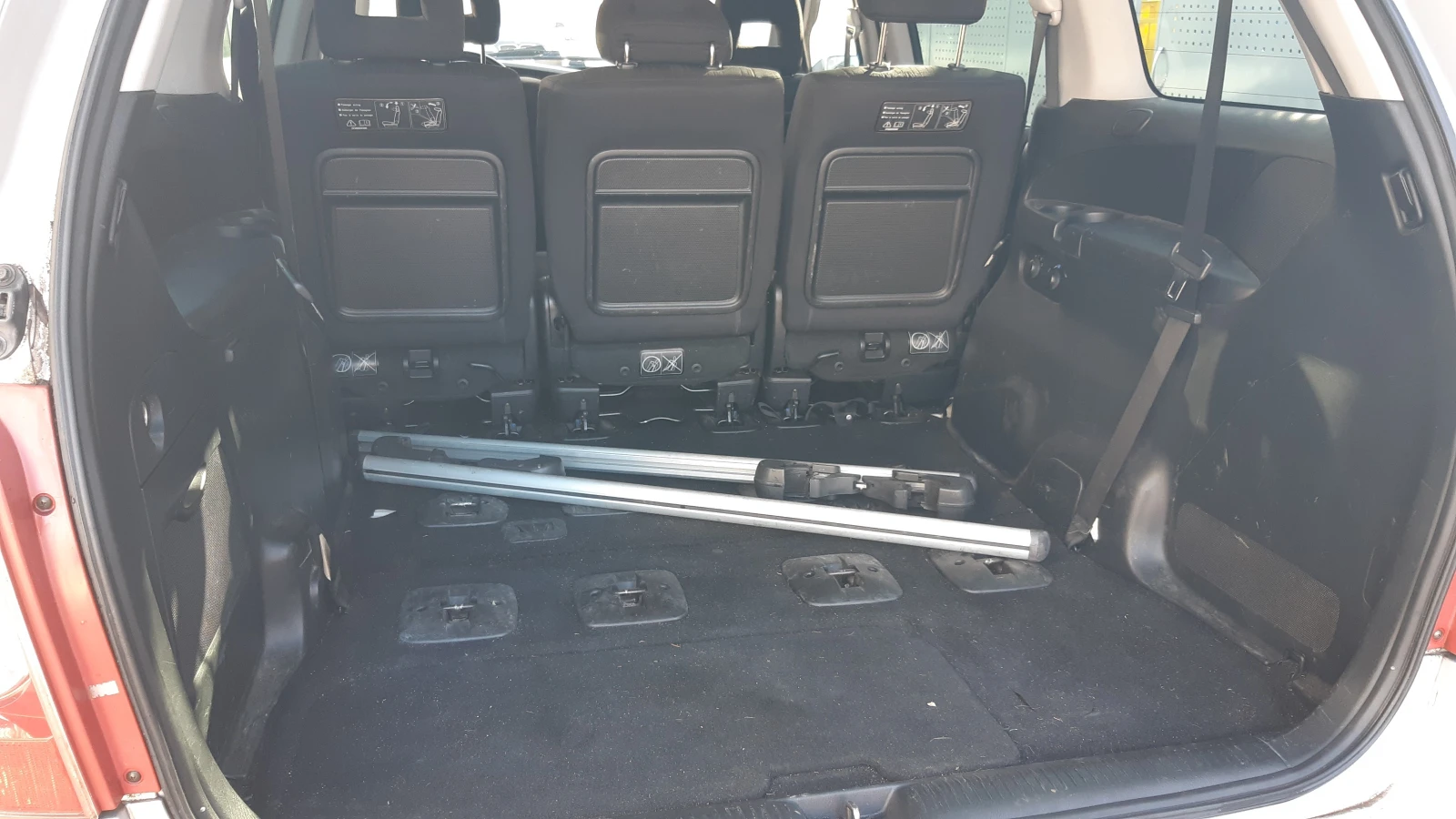 Mazda Mpv 2.0 7  | Mobile.bg   17