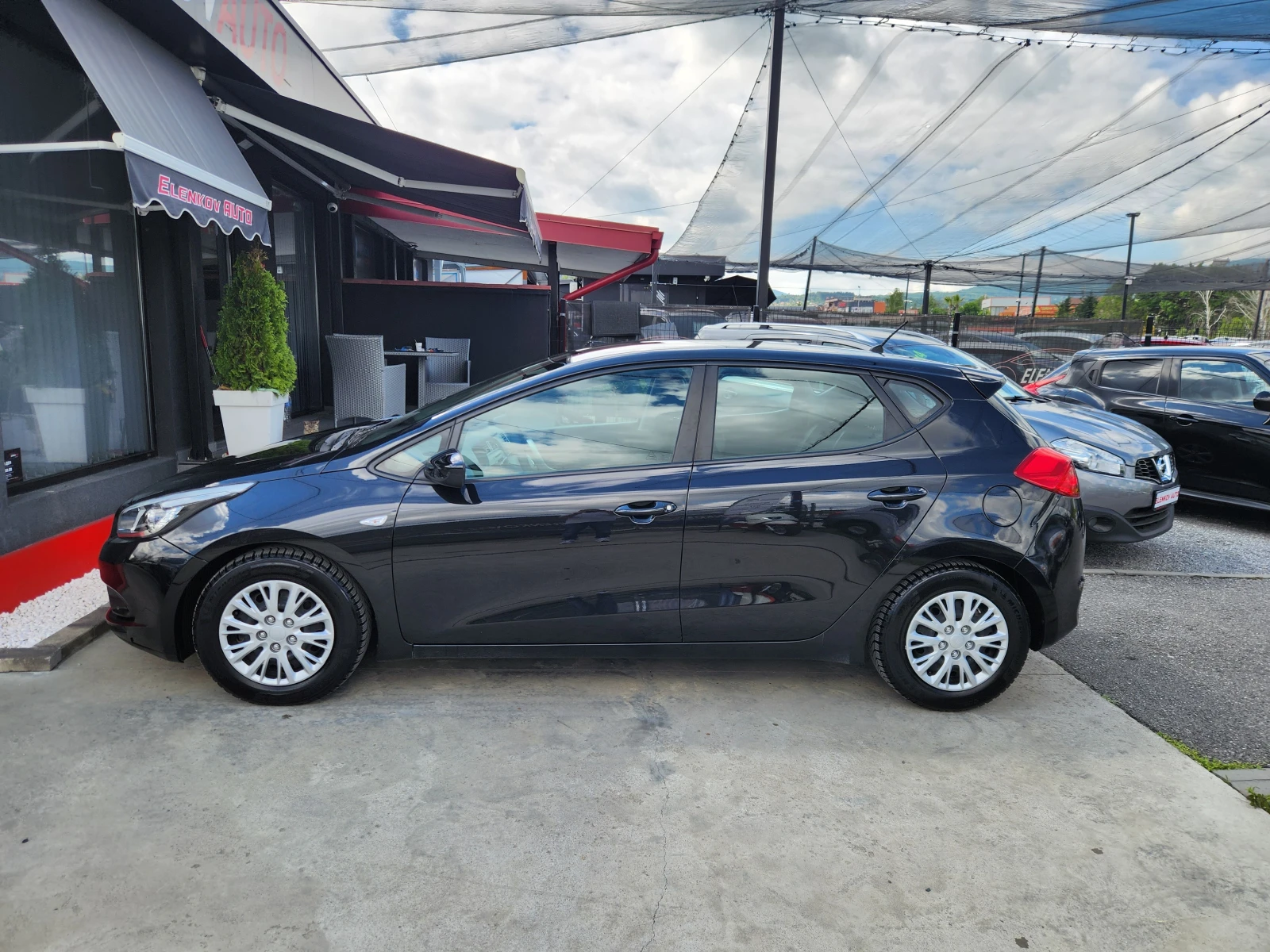 Kia Ceed 1.4I-100к.с EURO 5b КЛИМАТИК-ШВЕЙЦАРИЯ - изображение 4