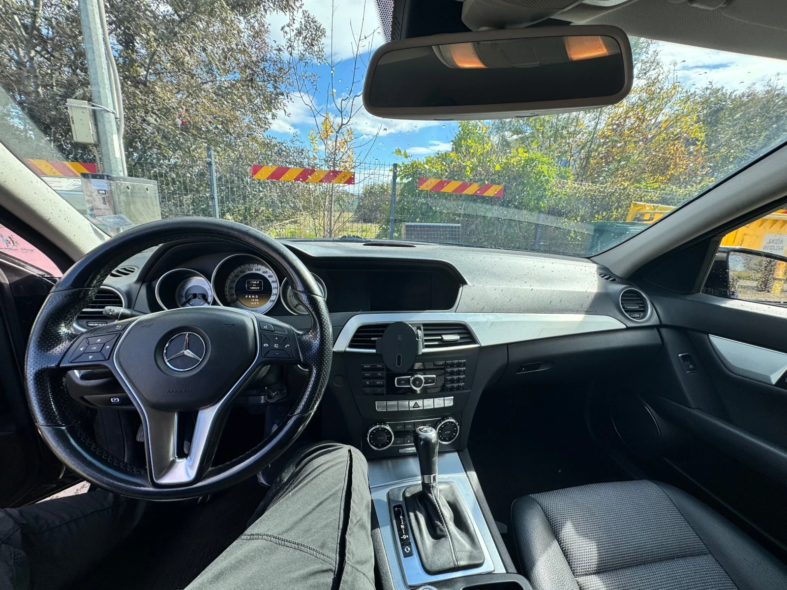 Mercedes-Benz C 220  - изображение 2