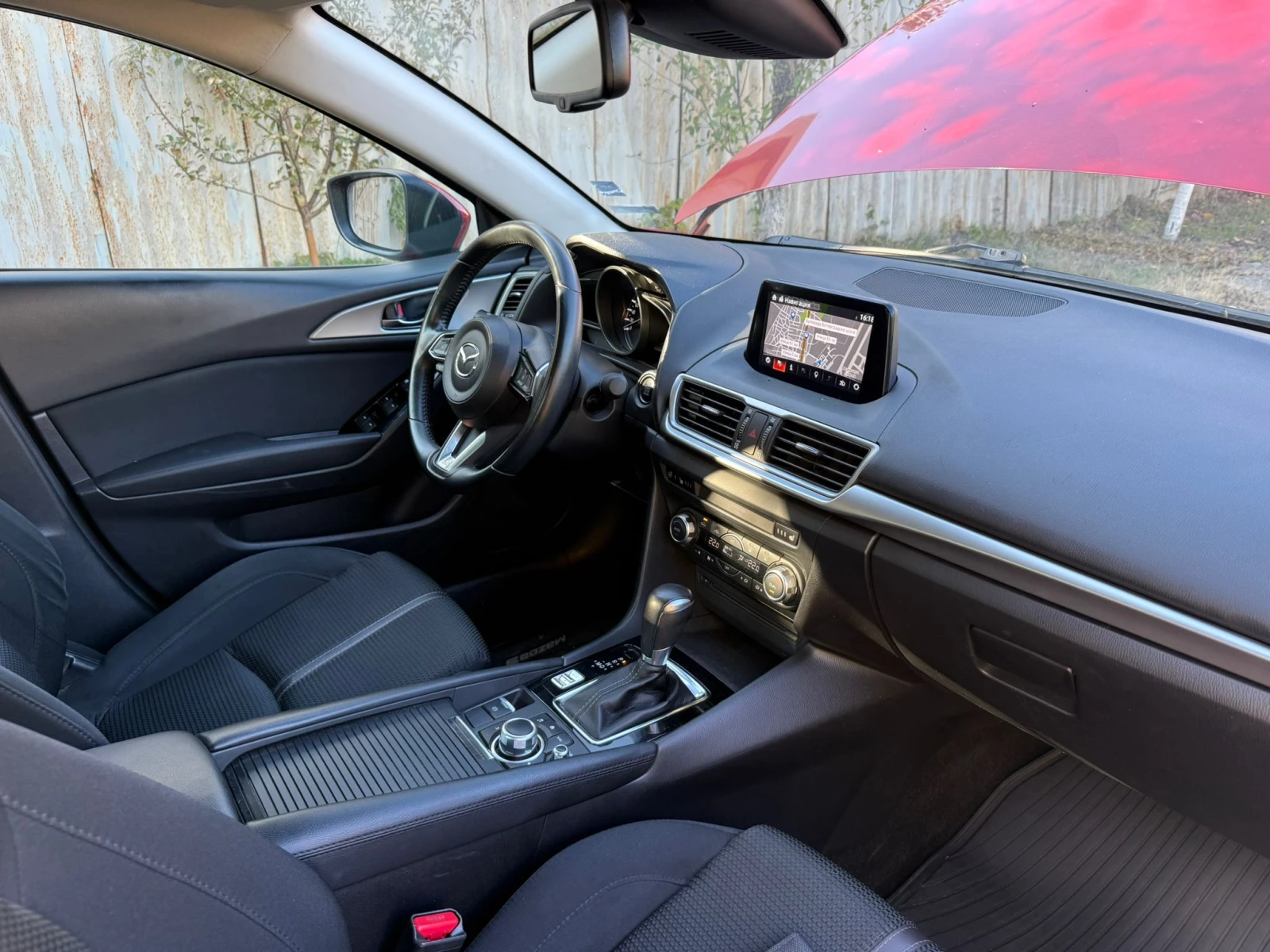 Mazda 3  - изображение 9