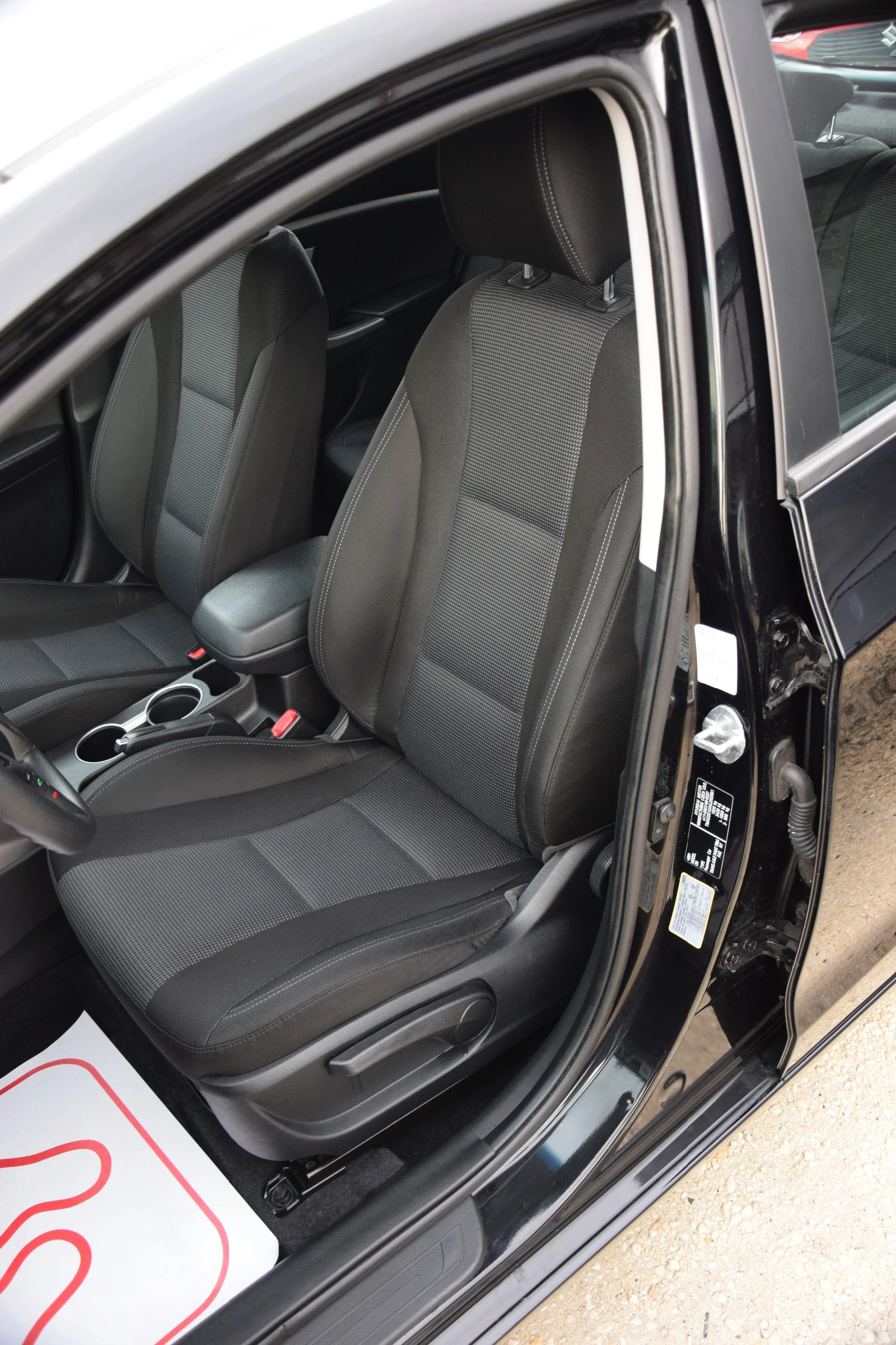 Hyundai I30 1, 6d NAVI+ KAMERA - изображение 9