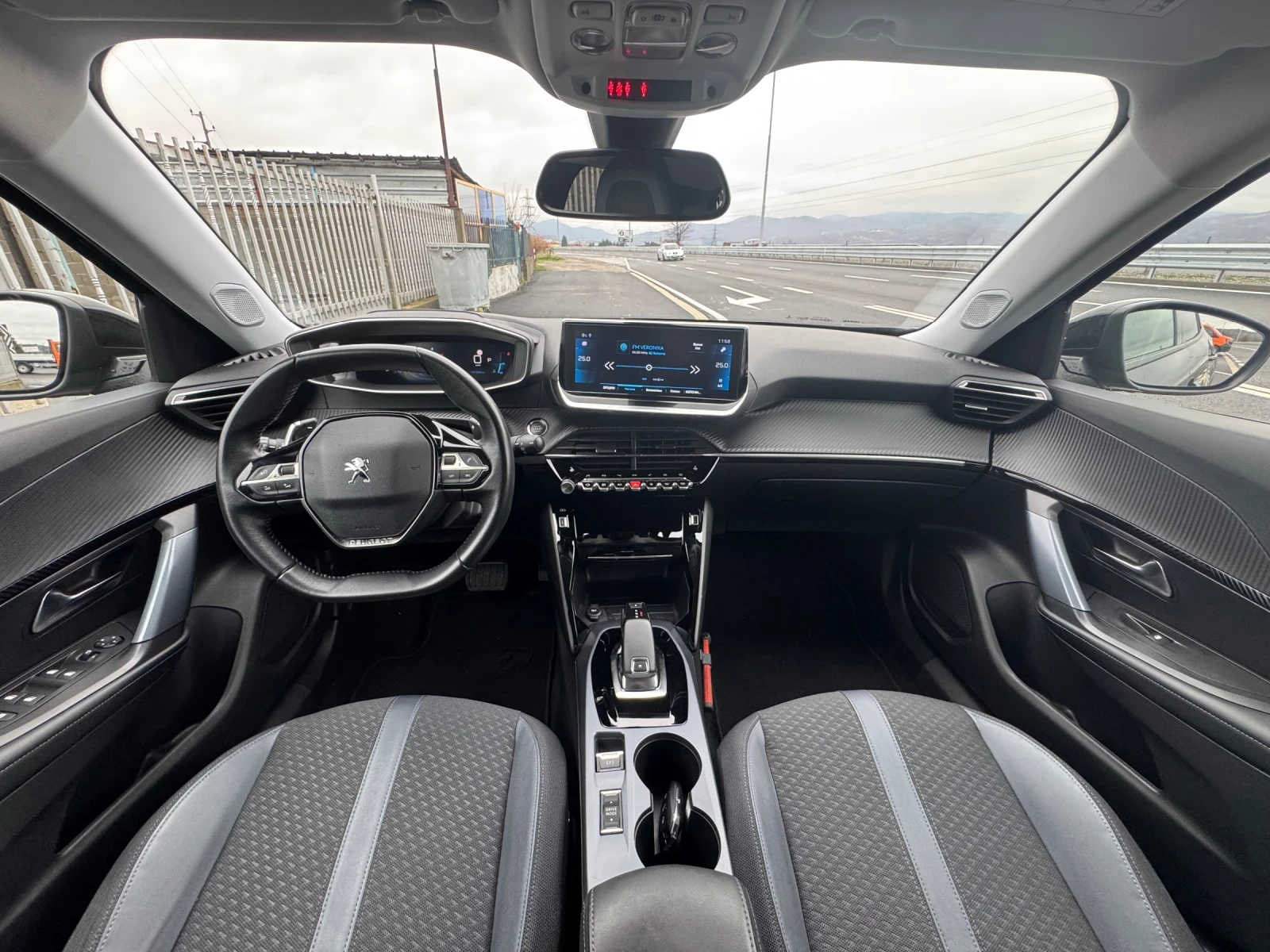 Peugeot 2008 1.5 BlueHDI 131.. i-Cockpit 3D CarPlay | Mobile.bg   11