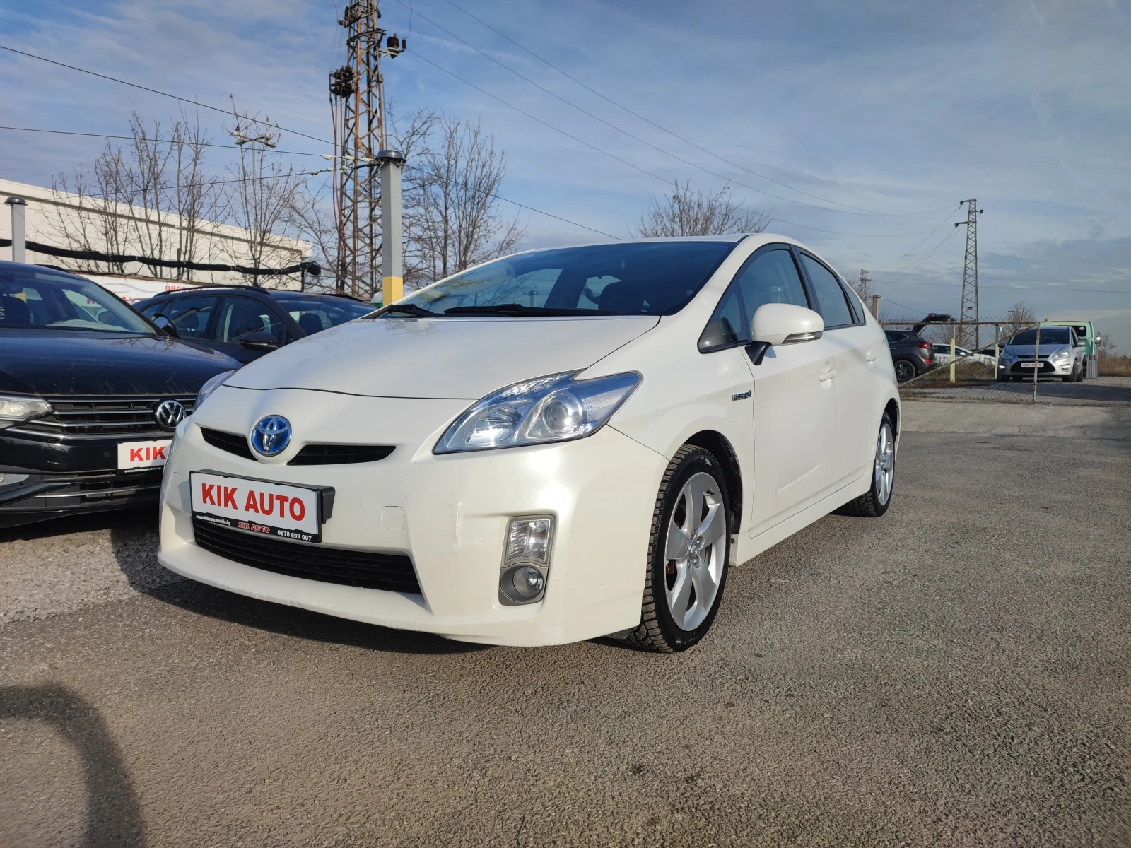 Toyota Prius 1.8-99ks-ПАРКТРОНИК - изображение 2