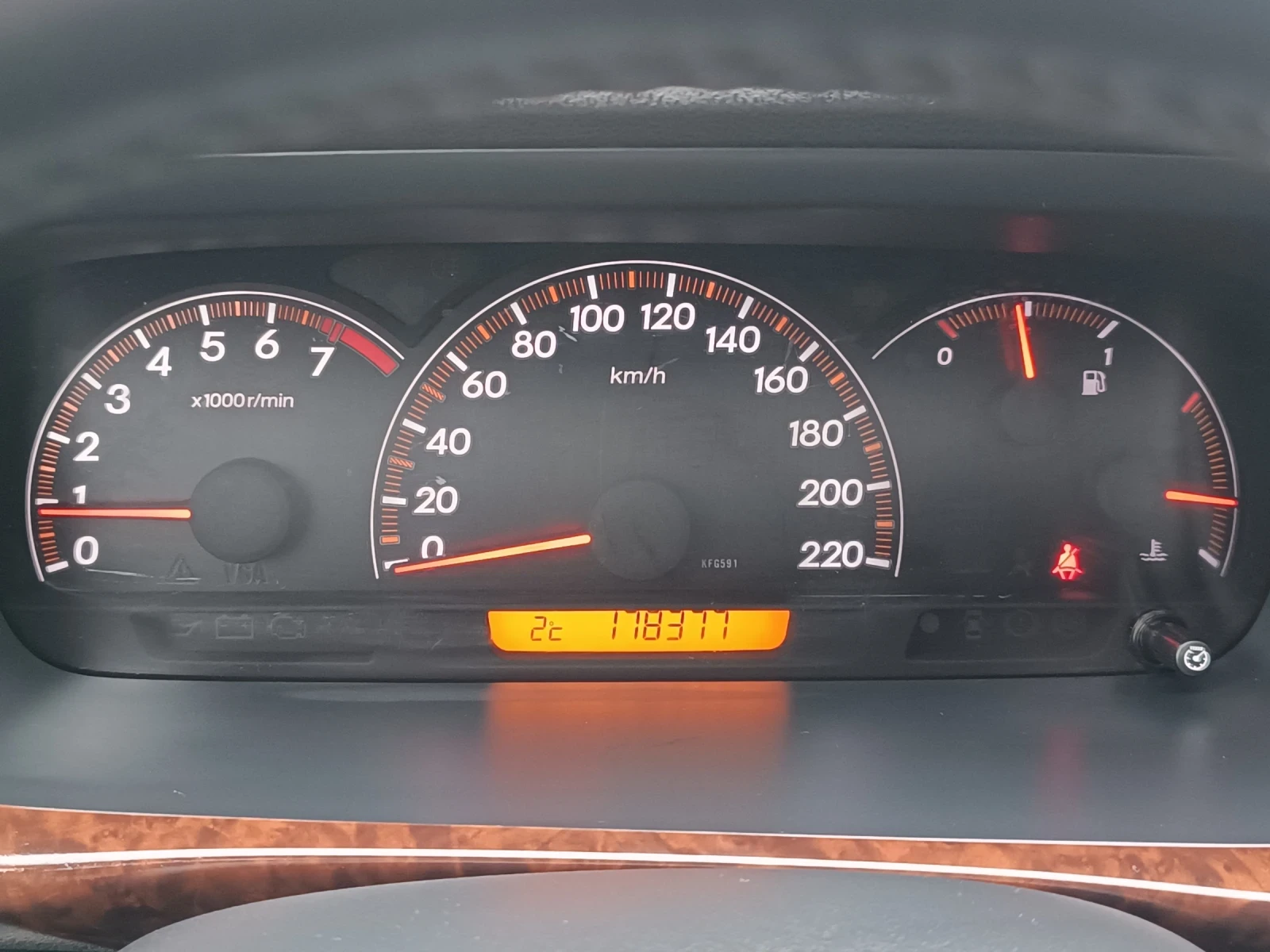 Honda Fr-v 2.0/Швейцария/Климатроник/Шибедах - изображение 8