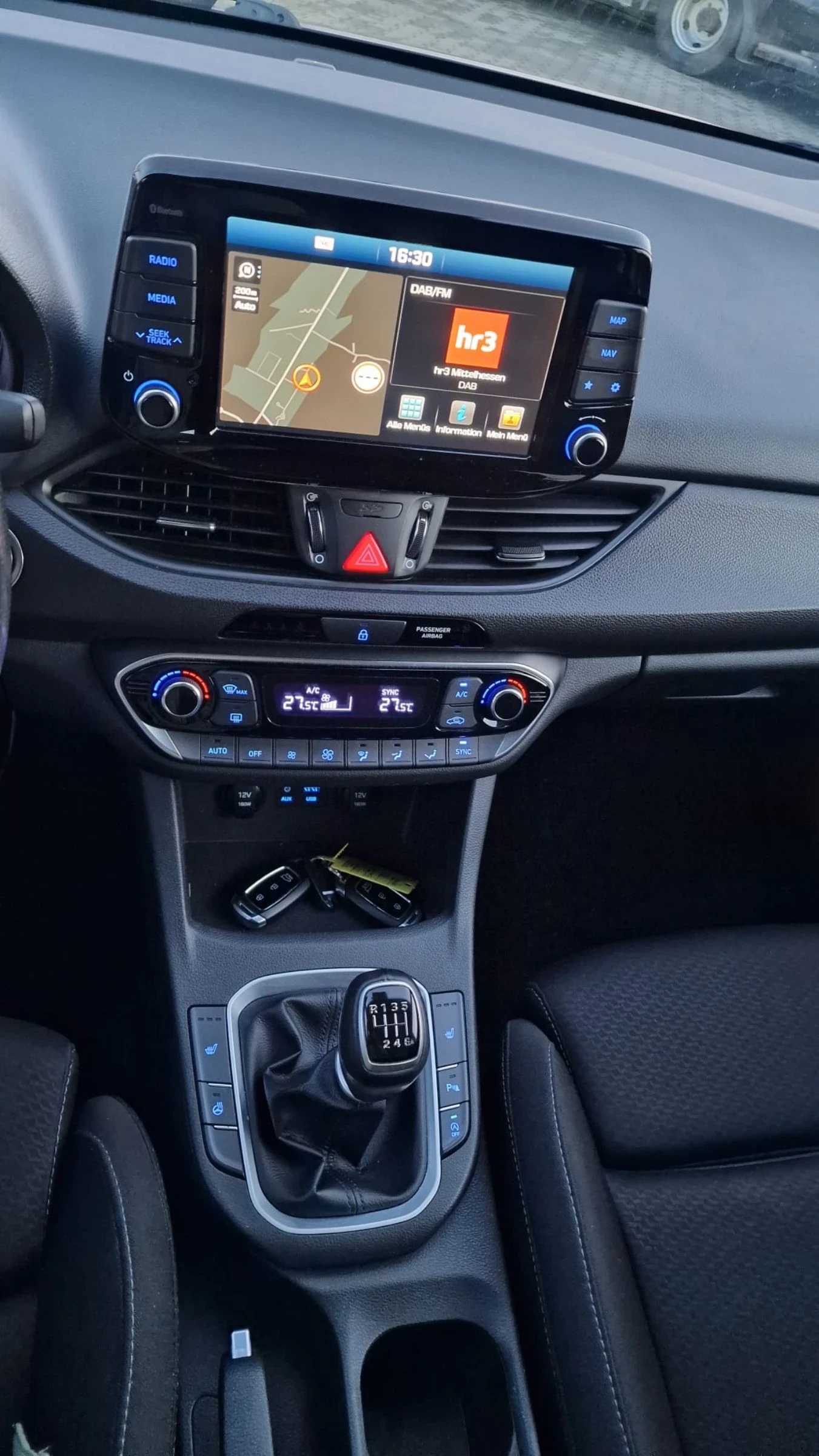 Hyundai I30 1.6CRDI PREMIUM �������� ��������  | Mobile.bg � ����������� 10