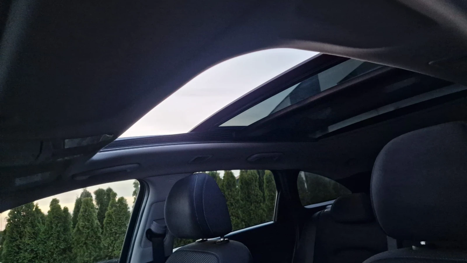 Hyundai I30 1.6CRDI PREMIUM �������� ��������  | Mobile.bg � ����������� 11