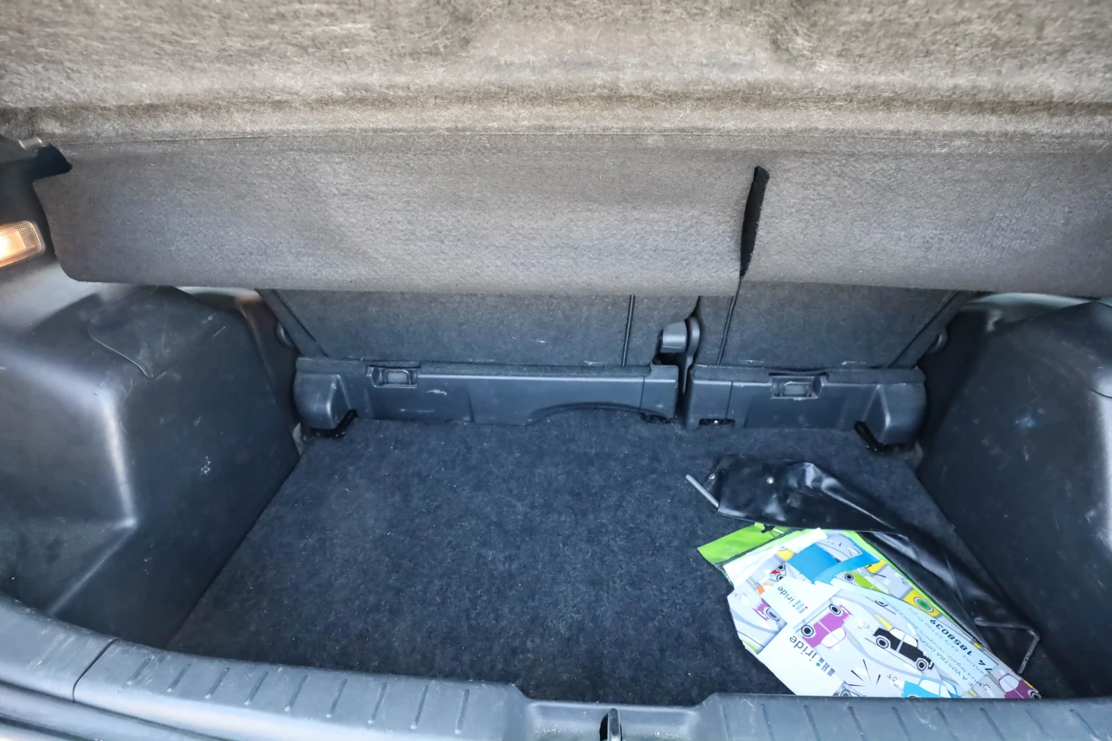 Toyota Yaris, снимка 14 - Автомобили и джипове - 53847727