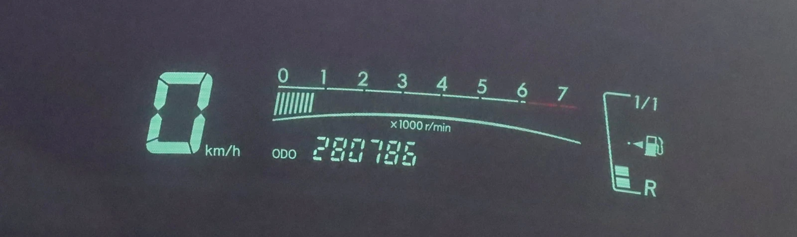 Toyota Yaris, снимка 6 - Автомобили и джипове - 53847727