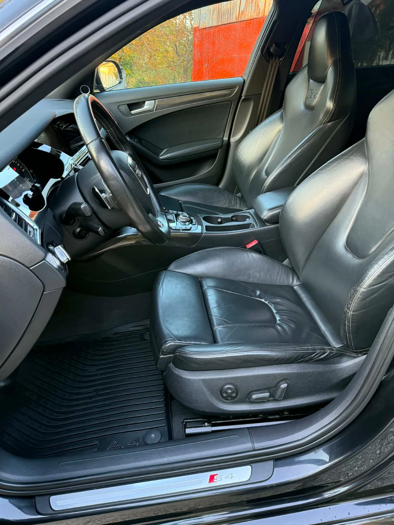 Audi S4, снимка 6 - Автомобили и джипове - 54431633