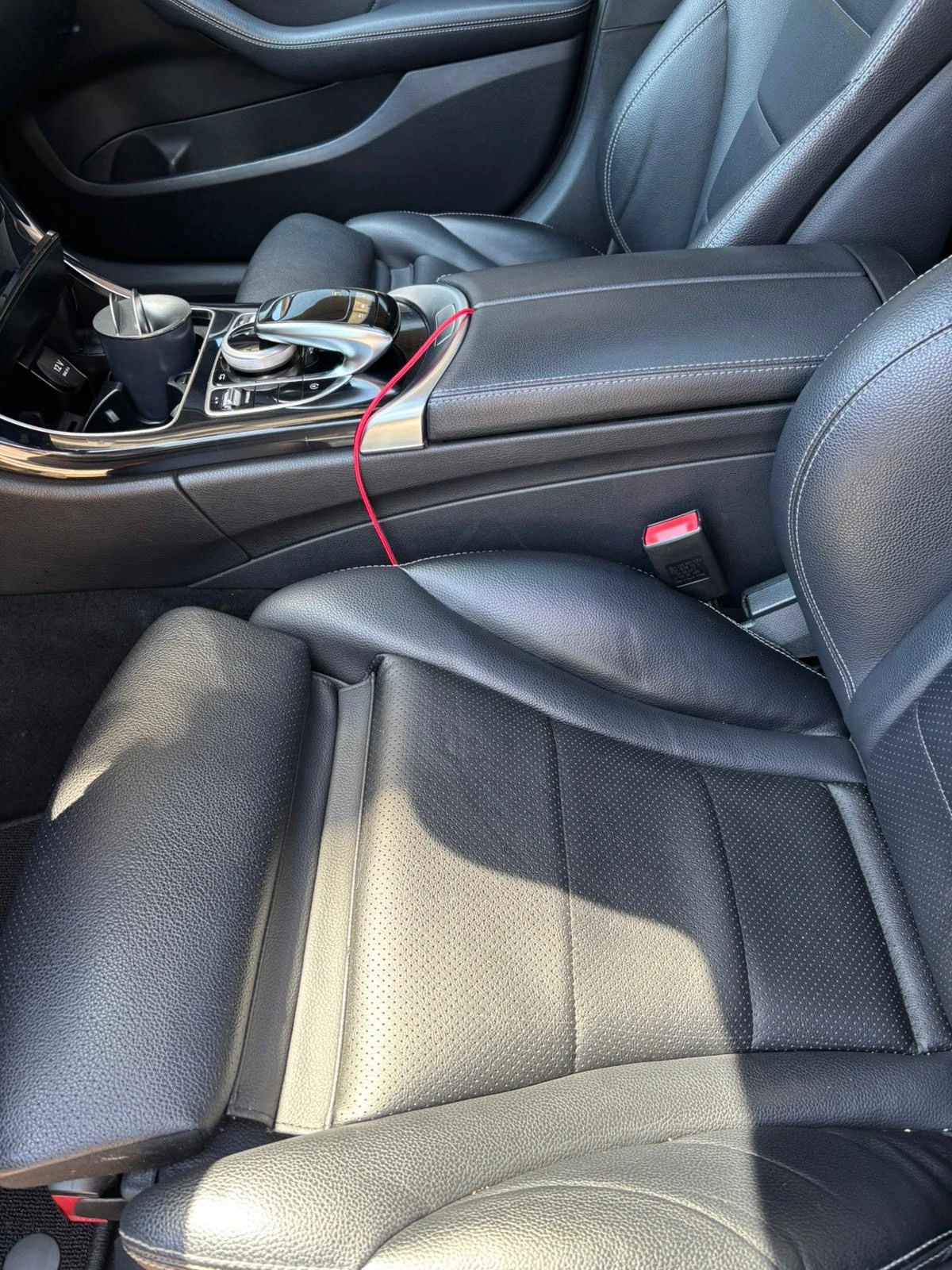 Mercedes-Benz C 250 AMG Line, снимка 4 - Автомобили и джипове - 54456487