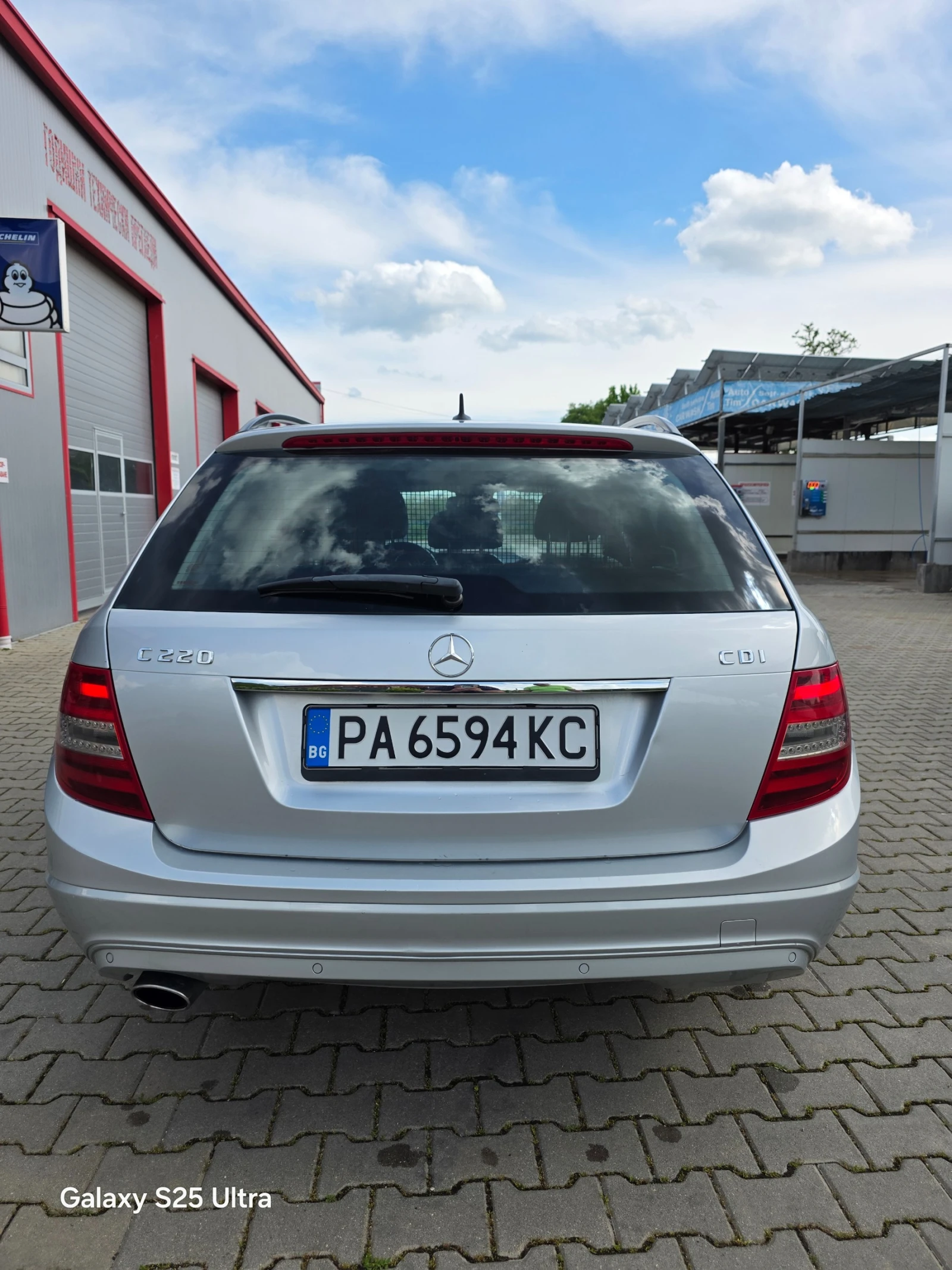 Mercedes-Benz C 220, снимка 10 - Автомобили и джипове - 54493786