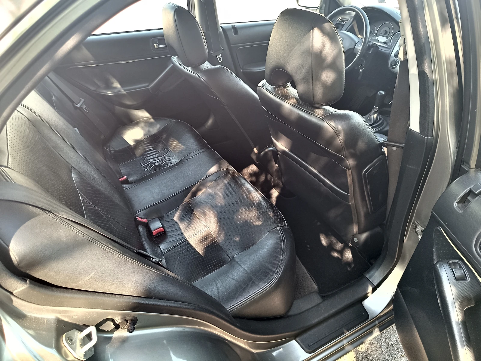 Honda Civic 7 gen, снимка 12 - Автомобили и джипове - 54732801