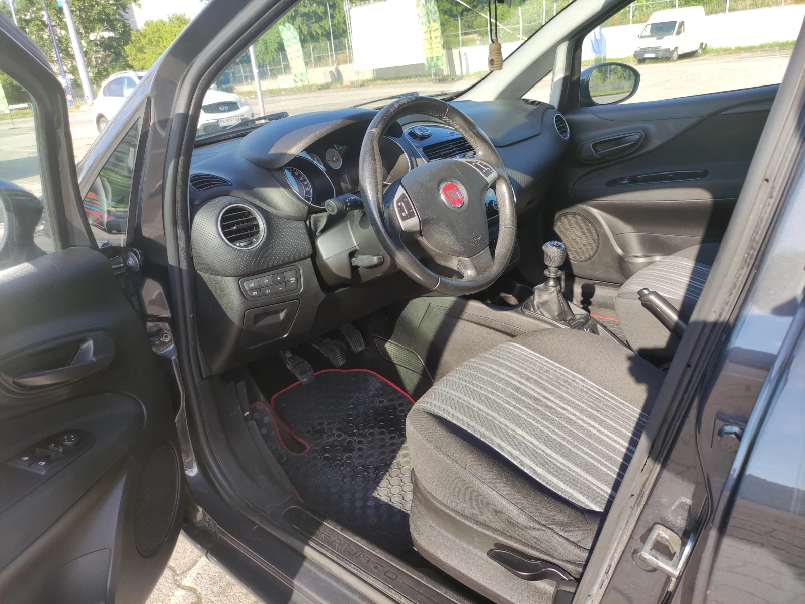 Fiat Punto Punto Evo, снимка 13 - Автомобили и джипове - 54753959