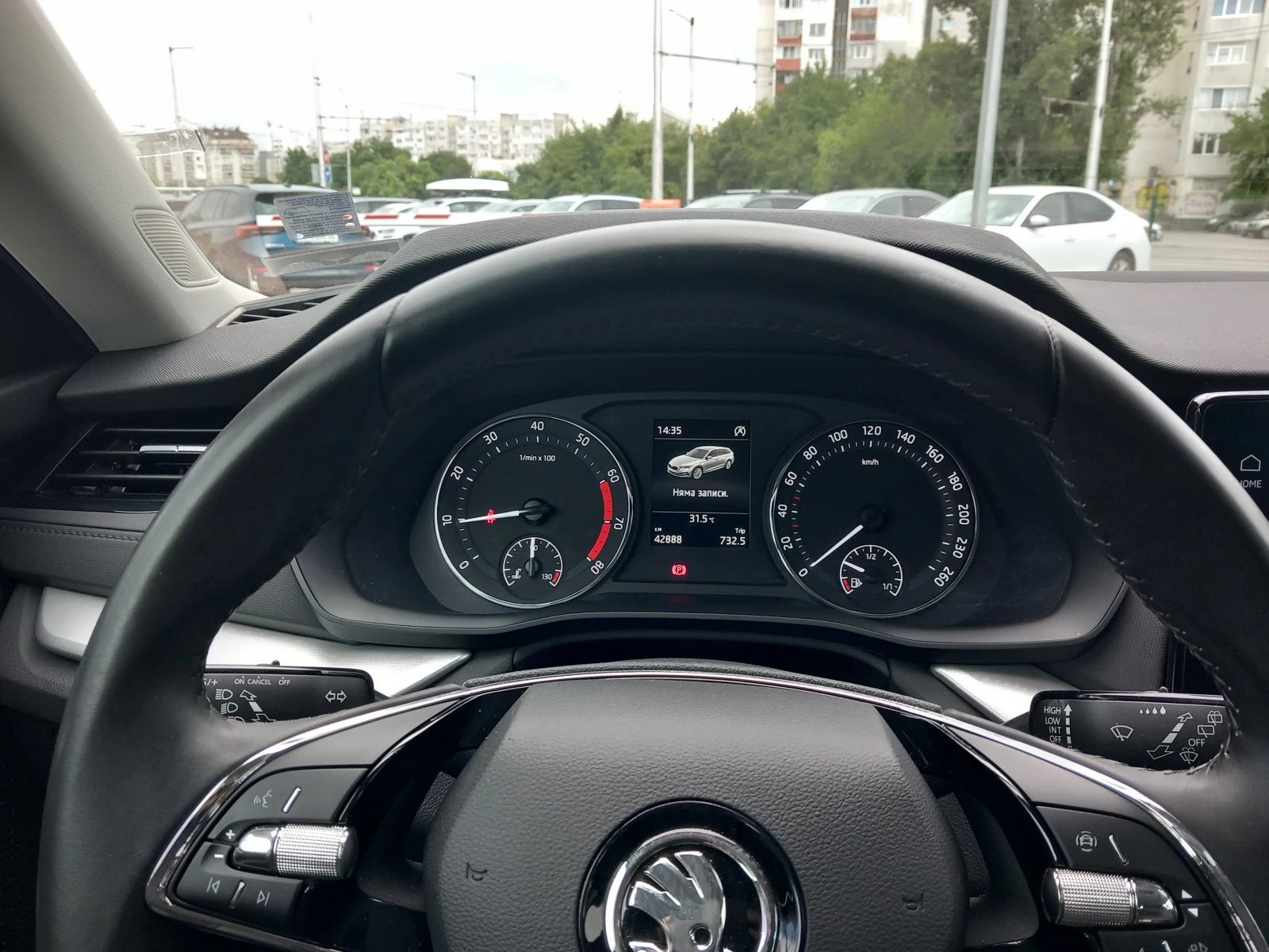 Skoda Octavia 1.5TSI / 6MT, снимка 12 - Автомобили и джипове - 55123521