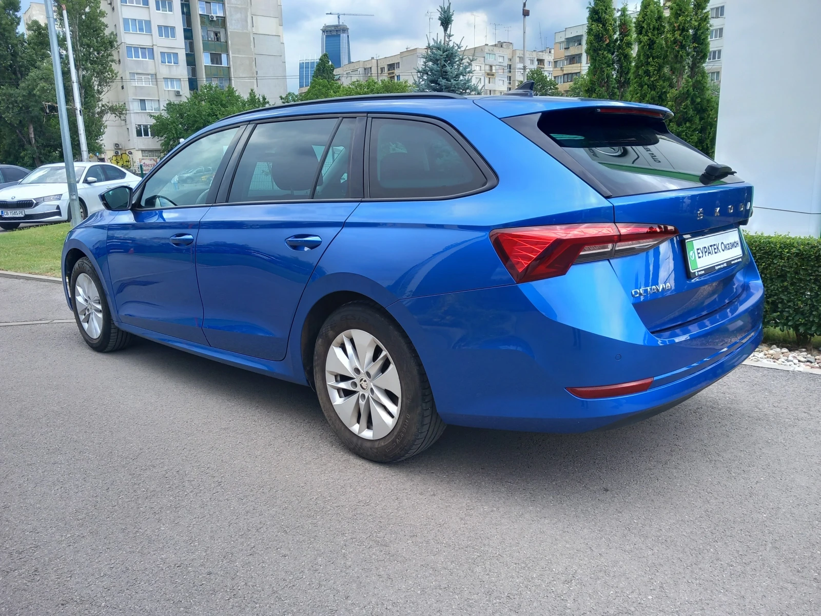 Skoda Octavia 1.5TSI / 6MT, снимка 4 - Автомобили и джипове - 55123521