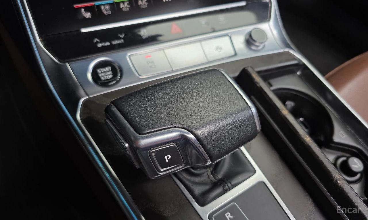 Audi A6 45TFSI* MATRIX* S* LINE* ОБДУХВАНЕ* ХЕДЪП* LANE* A, снимка 10 - Автомобили и джипове - 56308025