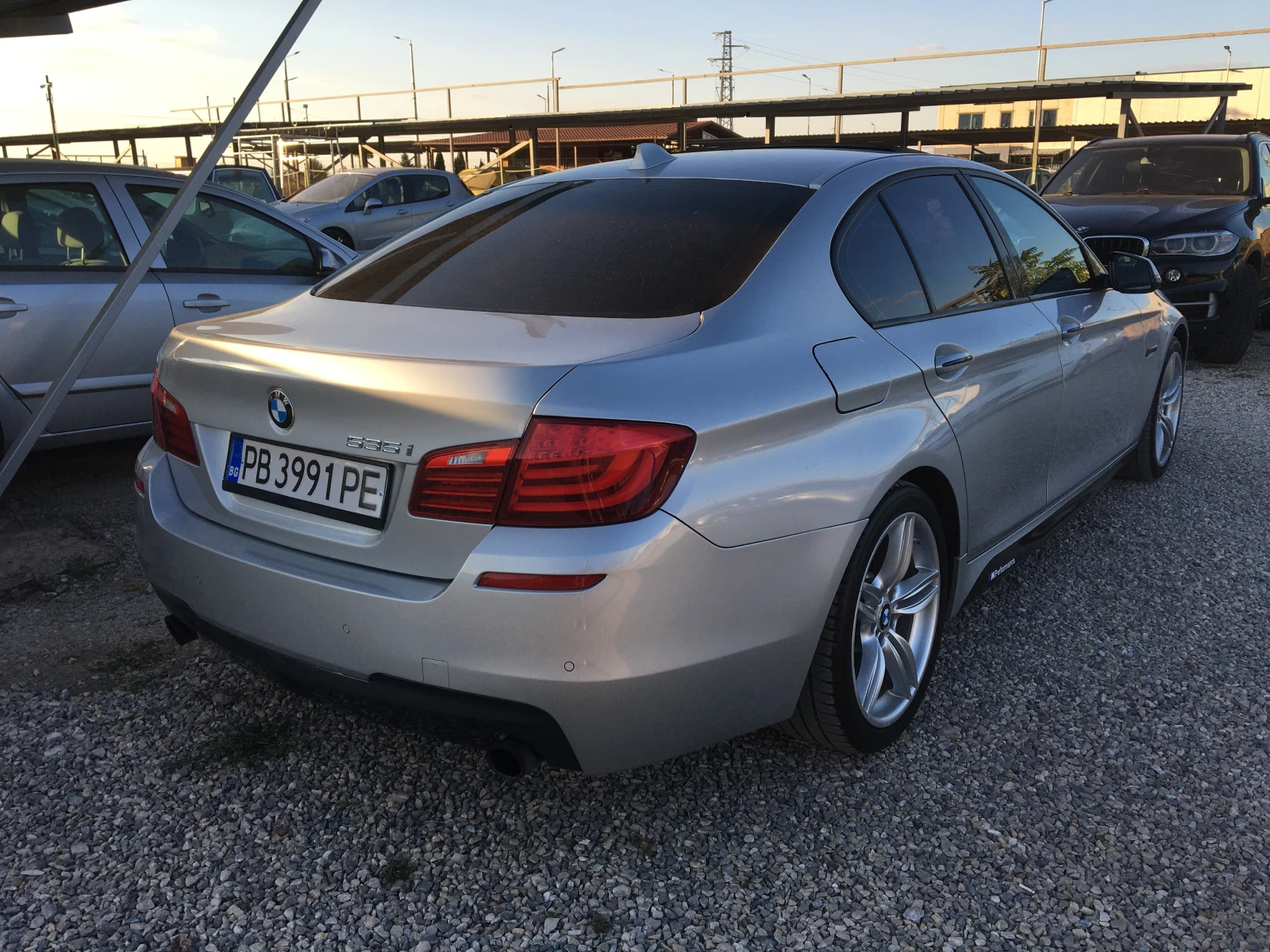 BMW 535 3.0i 306k.c. M-пакет, снимка 5 - Автомобили и джипове - 56313159