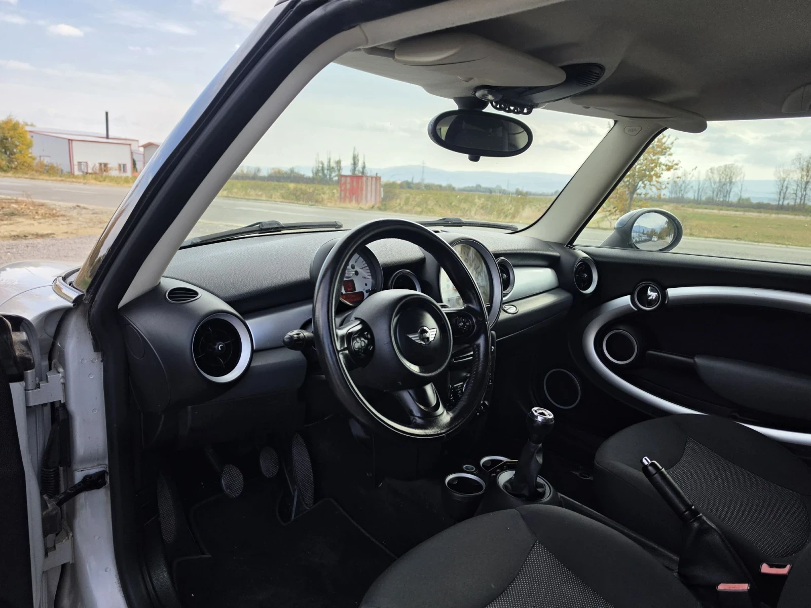 Mini Clubman 1.6 i, снимка 12 - Автомобили и джипове - 56659486
