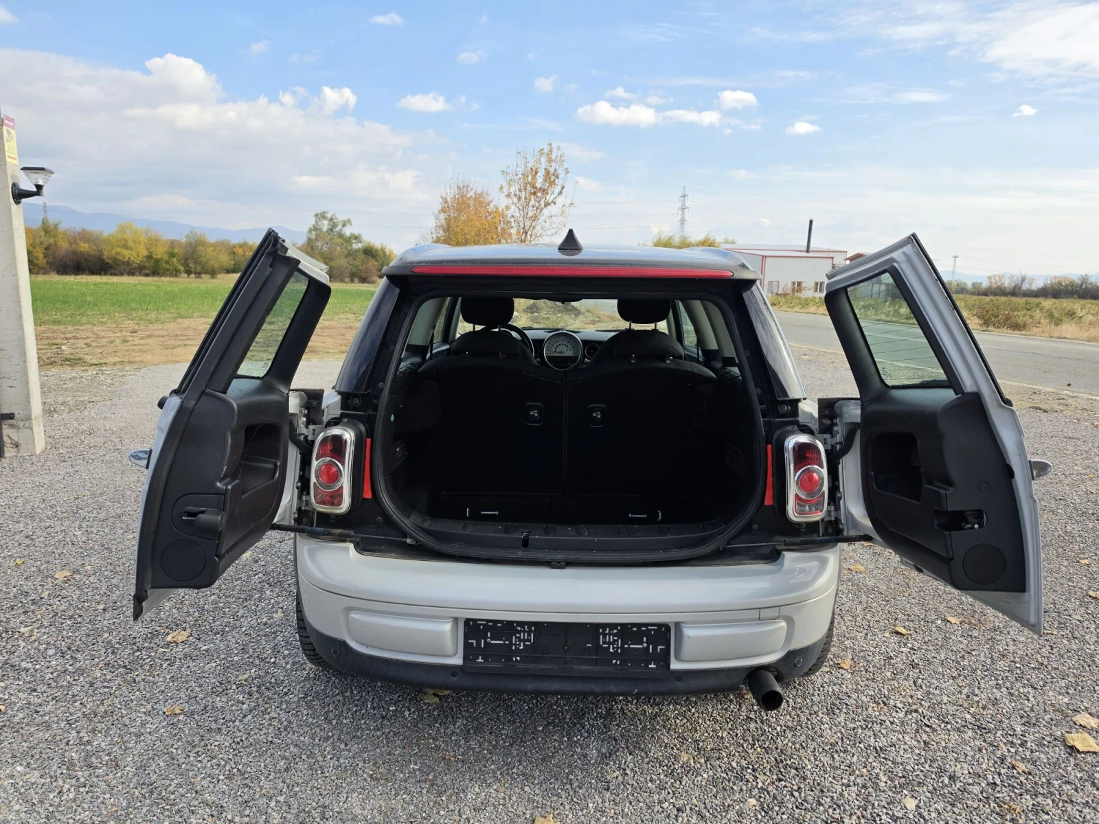 Mini Clubman 1.6 i, снимка 9 - Автомобили и джипове - 56659486
