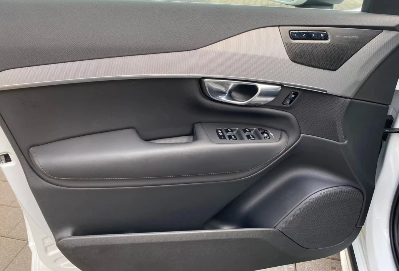 Volvo Xc90 T8/CORE/455HP/CAM/ACC/MEMORY/CARPLAY/AMBI/847f, снимка 13 - Автомобили и джипове - 52147971